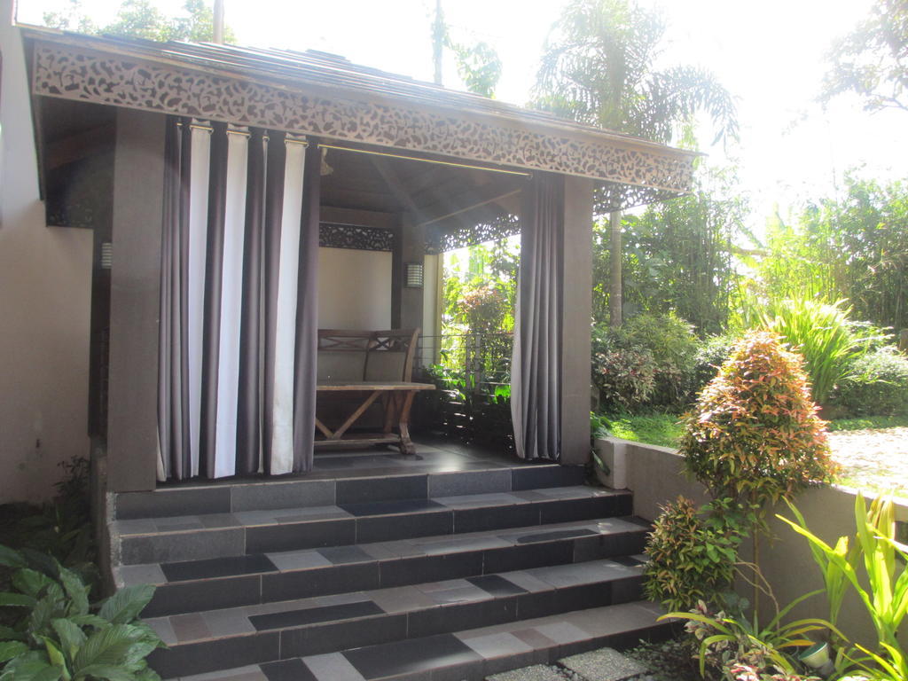 The Theodore Hotel Tagaytay City Exteriör bild